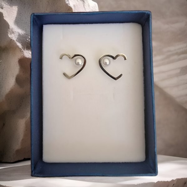 Silver Love Ohrid Pearls Earrings - Image 2