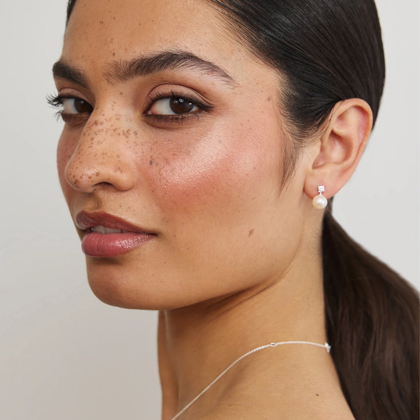 Silver Diamond Style and Ohrid Pearl Stud Earrings 2 Silver Diamond Style and Ohrid Pearl Stud Earrings - Image 2